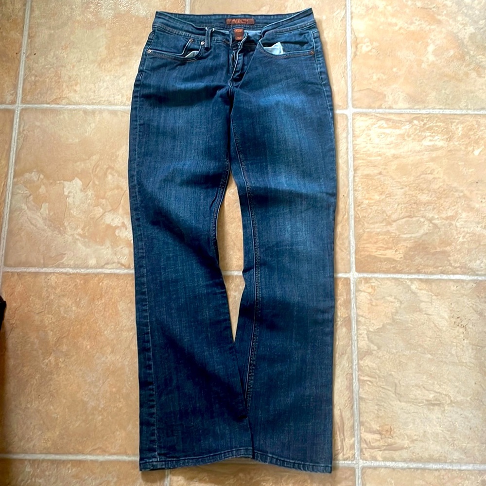 The Limited flare dark wash jeans size 10 inseam 33” - Picture 2 of 5